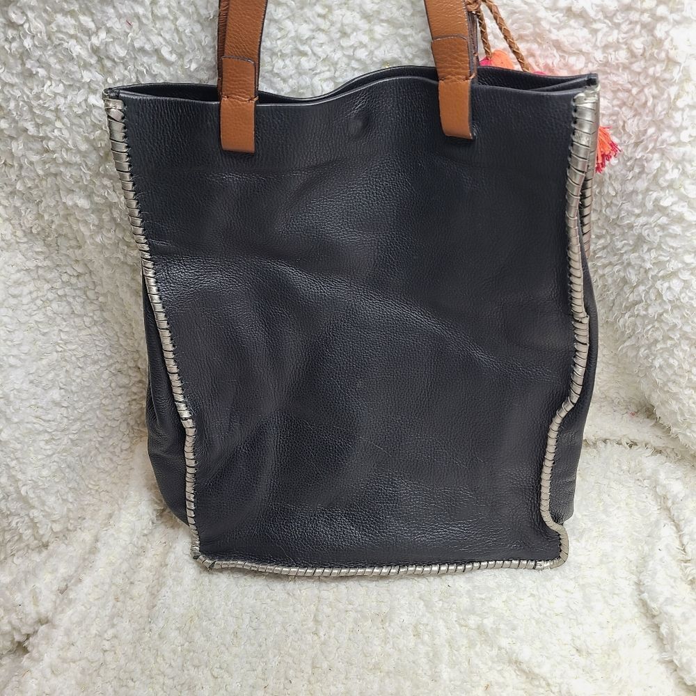 Lucky Brand Leather Whipstitch‎ Shopping Tote with Tassels - Picture 2 of 10